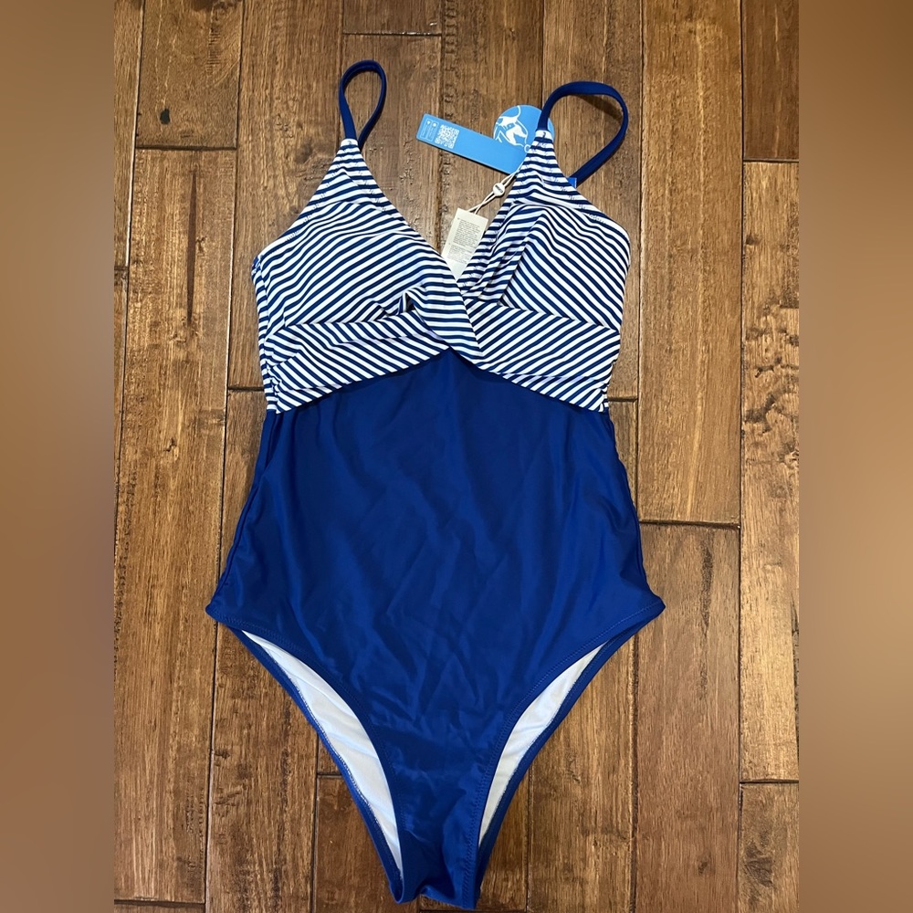 NWT Cupshe Blue Swimsuit Size Medium